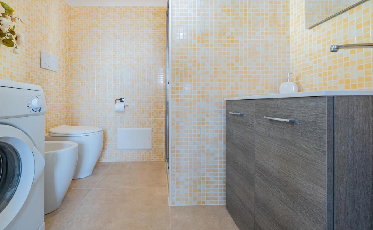 Villette Lux Fronte Spiaggia - Torre Pali 外观 照片